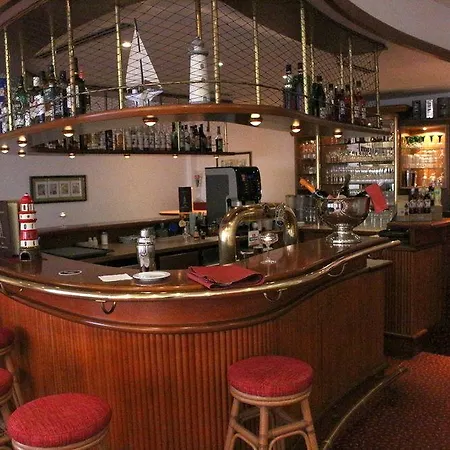 Hotell Elbotel By Centro 3*
