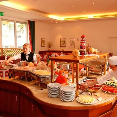 Hotell Elbotel By Centro 3*
