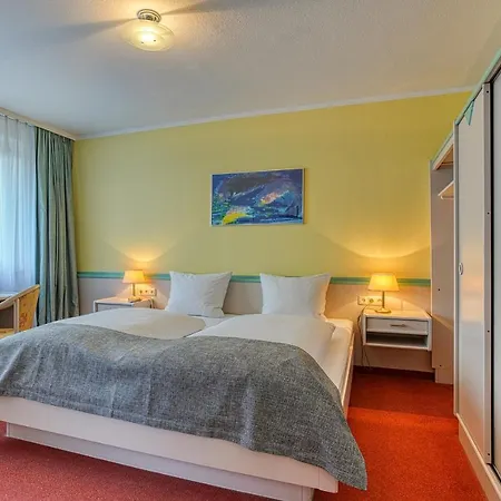 Hotell Elbotel By Centro 3*