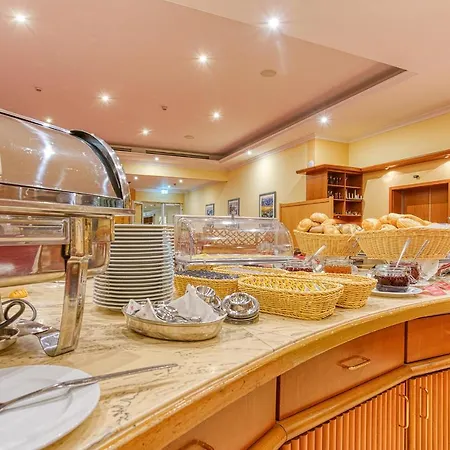 Hotell Elbotel By Centro Rostock