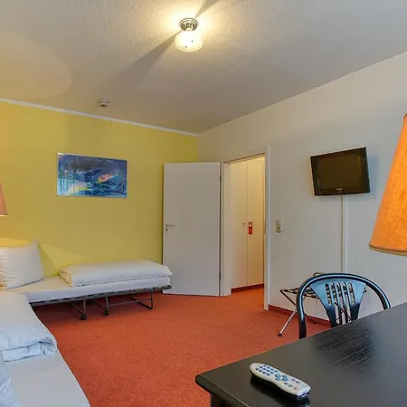 Hotell Elbotel By Centro 3*
