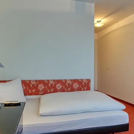 Elbotel By Centro 3*